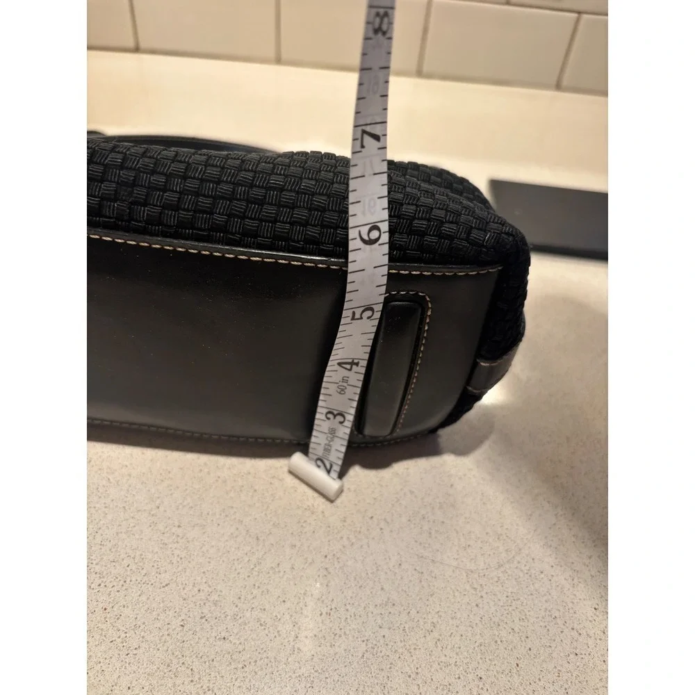 The Sak sak black
